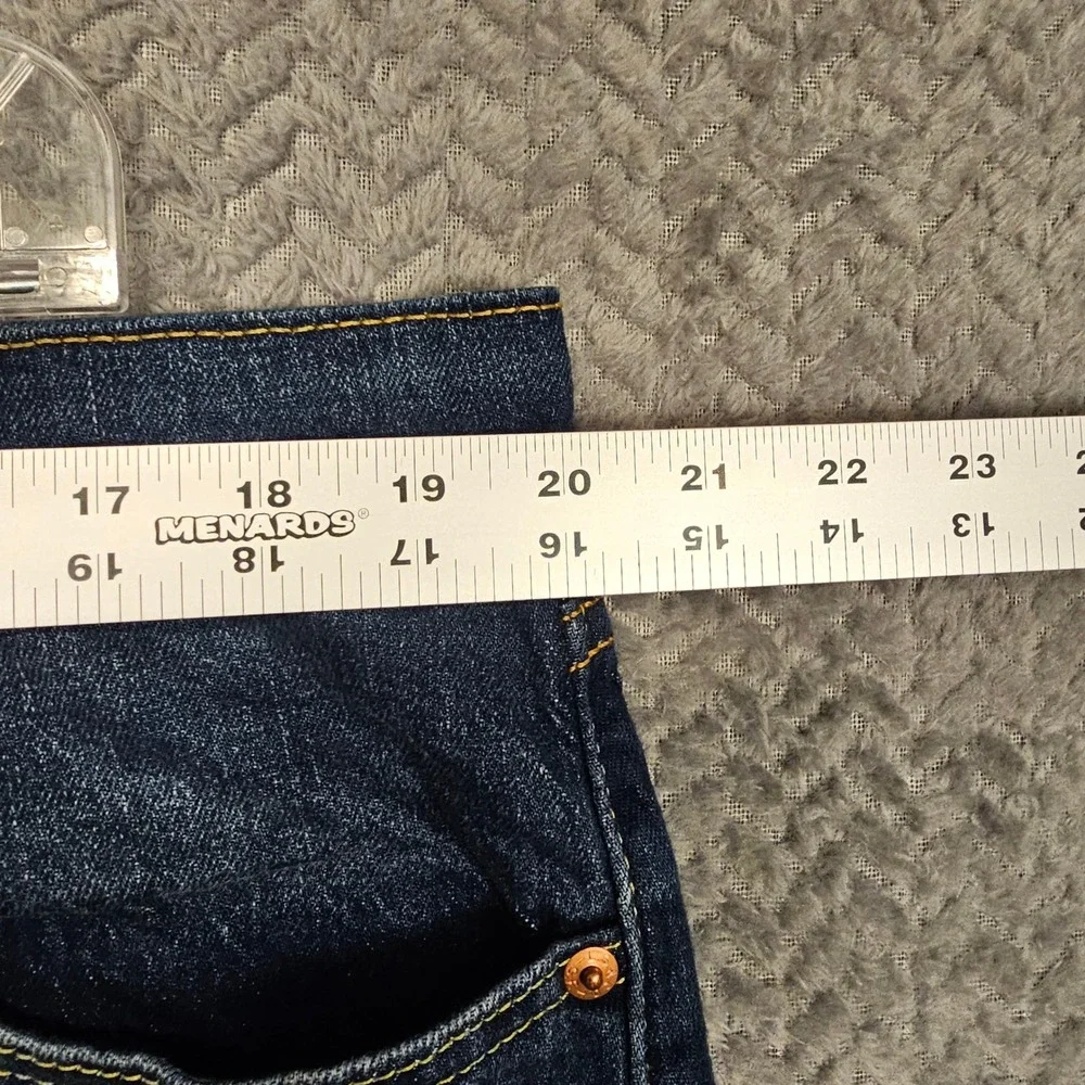 Levis 505 Regular Fit Straight Leg Mens‎ Jeans 40x32 Medium Wash Blue 00505-2668